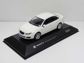 Seat  - Exeo white - 1:43 - Seat Auto Emocion - 08 - seat08 | Toms Modelautos