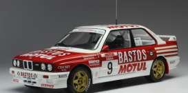 BMW - M3 E30 1988 red/white - 1:18 - IXO Models - rmc040B - ixrmc040B | Toms Modelautos BMW - M3 E30 1988 red/white - 1:18 - IXO Models - rmc040B - ixrmc040B | Toms Modelautos