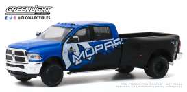 Ram - 3500 2017 black/blue - 1:64 - GreenLight - 46040C - gl46040C | Toms Modelautos Ram - 3500 2017 black/blue - 1:64 - GreenLight - 46040C - gl46040C | Toms Modelautos
