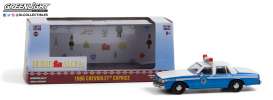 Chevrolet  - Caprice 1986  - 1:43 - GreenLight - 86585 - gl86585 | Toms Modelautos