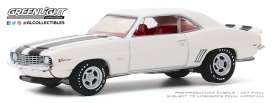 Chevrolet  - Camaro 1969 white - 1:64 - GreenLight - 13270C - gl13270C | Toms Modelautos