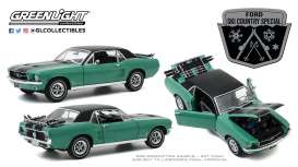 Ford  - Mustang 1967 green - 1:18 - GreenLight - 13575 - gl13575 | Toms Modelautos