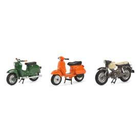 Assortment/ Mix  - green/orange/grey - 1:43 - Schuco - 3801 - schuco3801 | Toms Modelautos
