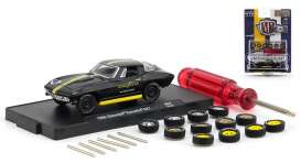 Chevrolet  - Corvette 427 1966 black/yellow - 1:64 - M2 Machines - 34001-07 - M2-34001D | Toms Modelautos
