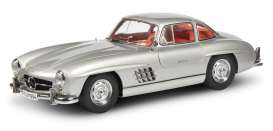 Mercedes Benz  - 300 SL silver - 1:12 - Schuco - 6710 - schuco6710 | Toms Modelautos