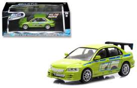 Mitsubishi  - 2002 green - 1:43 - GreenLight - 86209 - gl86209 | Toms Modelautos