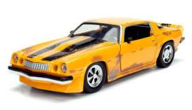 Chevrolet  - Bumblebee 1977  - 1:24 - Jada Toys - 99383 - jada99383 | Toms Modelautos
