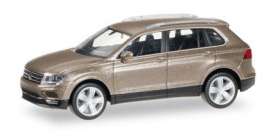 Volkswagen  - Tiguan beige - 1:87 - Herpa - H038607-002 - herpa038607-002 | Toms Modelautos