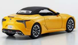 Lexus  - LC Convertible 1997 naples yellow - 1:43 - Kyosho - 3902y - kyo3902y | Toms Modelautos