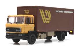 Daf  - Kantelcabine Vroom & Dreesman 1982 yellow/brown - 1:87 - Artitec, Busses, Trucks & Accessories - 487.052.04 - arti48705204 | Toms Modelautos