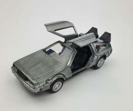 Delorean  - Back to the Future I grey-silver - 1:32 - Jada Toys - 32185 - jada253252017 | Toms Modelautos