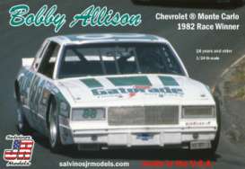 Chevrolet  - Monte Carlo  - 1:25 - Salvinos - SALBAMC1982R - SALBAMC1982R | Toms Modelautos