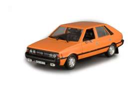 FSO  - Polonez orange - 1:43 - Magazine Models - magrus152 | Toms Modelautos