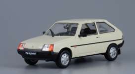 ZAZ  - 1102 cream - 1:43 - Magazine Models - magrus063 | Toms Modelautos