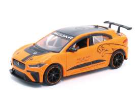 Jaguar  - I-Pace eTROPHY orange - 1:36 - Tayumo - 36100024 - tay36100024 | Toms Modelautos
