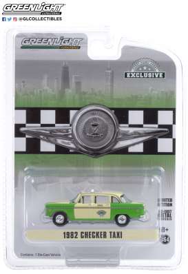 Checker  - 1982 creme/green - 1:64 - GreenLight - 30208 - gl30208 | Toms Modelautos