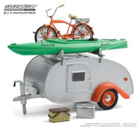Teardrop Caravan  - silver/orange - 1:24 - GreenLight - 18460B - gl18460B | Toms Modelautos