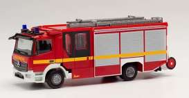 Mercedes Benz  - Atego red - 1:87 - Herpa - H095327 - herpa095327 | Toms Modelautos