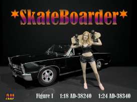 Figures  - Skateboarder #1 2020  - 1:24 - American Diorama - 38340 - AD38340 | Toms Modelautos