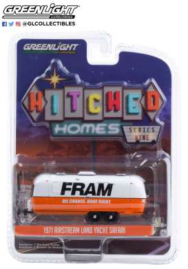 Airstream - Double-Axle 1971 white/orange - 1:64 - GreenLight - 34090B - gl34090B | Toms Modelautos Airstream - Double-Axle 1971 white/orange - 1:64 - GreenLight - 34090B - gl34090B | Toms Modelautos