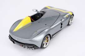 Ferrari  - SP1 grey/yellow - 1:18 - Bburago - 16013 - bura16013gy | Toms Modelautos