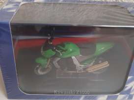 Kawasaki  - Z1000 green - 1:24 - Magazine Models - 4110110 - mag4110110 | Toms Modelautos