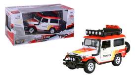 Toyota - FJ40 1974 white/red/orange - 1:24 - Motor Max - 79137TRD - mmax79137TRD | Toms Modelautos Toyota - FJ40 1974 white/red/orange - 1:24 - Motor Max - 79137TRD - mmax79137TRD | Toms Modelautos