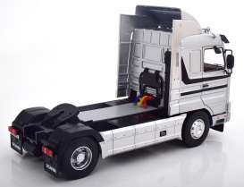 Scania  - 143 Streamline 1995 silver/black - 1:18 - Road Kings - 180103 - rk180103 | Toms Modelautos