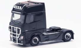Mercedes Benz  - Actros black - 1:87 - Herpa - H311533-002 - herpa311533-002 | Toms Modelautos