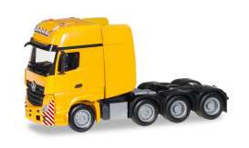 Mercedes Benz  - Actros yellow - 1:87 - Herpa - H304368-004 - herpa304368-004 | Toms Modelautos