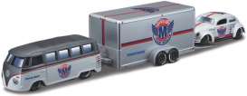 Volkswagen - white/grey/red - 1:64 - Maisto - 11404-04 - mai11404-04 | Toms Modelautos Volkswagen - white/grey/red - 1:64 - Maisto - 11404-04 - mai11404-04 | Toms Modelautos