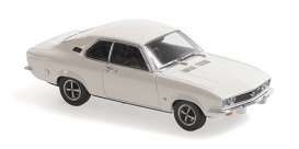 Opel - Manta A 1970 white - 1:43 - Maxichamps - 940045502 - mc940045502 | Toms Modelautos Opel - Manta A 1970 white - 1:43 - Maxichamps - 940045502 - mc940045502 | Toms Modelautos