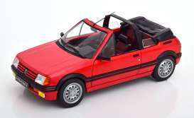 Peugeot  - 205 1990 red metallic - 1:43 - Maxichamps - 940112330 - mc940112330 | Toms Modelautos