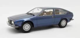 Alfa Romeo  - Alfetta 1975 blue metallic - 1:18 - Cult Models - CML083-2 - CML083-2 | Toms Modelautos