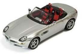 BMW  - Z8 2001 metallic silver - 1:43 - IXO Models - moc076 - ixmoc076 | Toms Modelautos