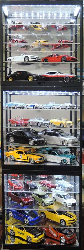 Accessoires diorama - 2021 black - 1:18 - Triple9 Collection - 247840Mbk - T9-247840Mbk | Toms Modelautos