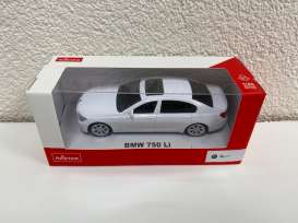 BMW  - 7 series 2018 white - 1:43 - Rastar - 37600 - rastar37600w | Toms Modelautos