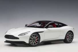 Aston Martin  - DB11 morning frost white - 1:18 - AutoArt - 70266 - autoart70266 | Toms Modelautos