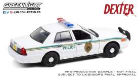 Ford  - Crown Victoria 2001 white - 1:24 - GreenLight - 84133 - gl84133 | Toms Modelautos