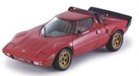Lancia  - 1975 red - 1:18 - SunStar - 4521 - sun4521 | Toms Modelautos