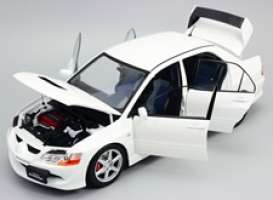 Mitsubishi  - Lancer 2005 white - 1:18 - Kyosho - A3202013 - kyoA3202013 | Toms Modelautos