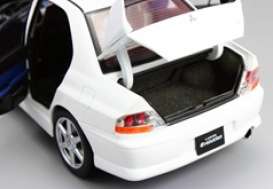 Mitsubishi  - Lancer 2005 white - 1:18 - Kyosho - A3202013 - kyoA3202013 | Toms Modelautos