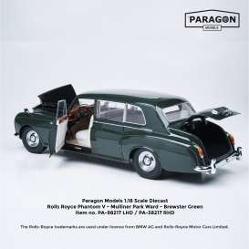 Rolls Royce  - Phantom V MPW Limousine 1964 racing green - 1:18 - Paragon - 98217L - para98217L | Toms Modelautos