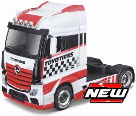 Mercedes Benz - Actros red/white - 1:50 - Bburago - 32201 - bura32201 | Toms Modelautos Mercedes Benz - Actros red/white - 1:50 - Bburago - 32201 - bura32201 | Toms Modelautos
