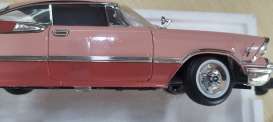 Dodge  - 1959 rose quartz/coral - 1:18 - SunStar - 5481 - sun5481 | Toms Modelautos