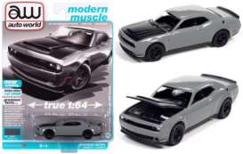 Dodge - Challenger 2018 grey/black - 1:64 - Auto World - SP068A - AWSP068A | Toms Modelautos Dodge - Challenger 2018 grey/black - 1:64 - Auto World - SP068A - AWSP068A | Toms Modelautos