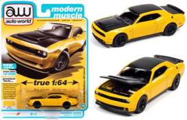 Dodge - Challenger 2018 yellow - 1:64 - Auto World - SP068B - AWSP068B | Toms Modelautos Dodge - Challenger 2018 yellow - 1:64 - Auto World - SP068B - AWSP068B | Toms Modelautos