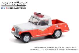 Jeep - Jeepster 1967 red/white - 1:64 - GreenLight - 30269 - gl30269 | Toms Modelautos Jeep - Jeepster 1967 red/white - 1:64 - GreenLight - 30269 - gl30269 | Toms Modelautos