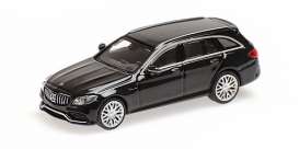 Mercedes Benz  - AMG C63 2018 black - 1:87 - Minichamps - 870038114 - mc870038114 | Toms Modelautos