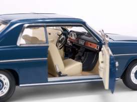 Mercedes Benz  - Strich 8 Coupe 1973 dark blue - 1:18 - SunStar - 4574 - sun4574 | Toms Modelautos